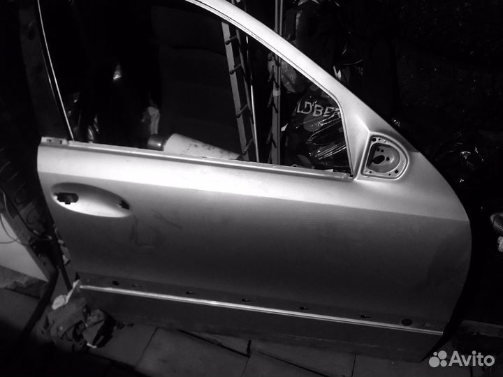 Дверь левая мерседес е 211
