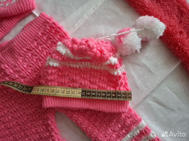 Вязаный костюм розовый для девочки