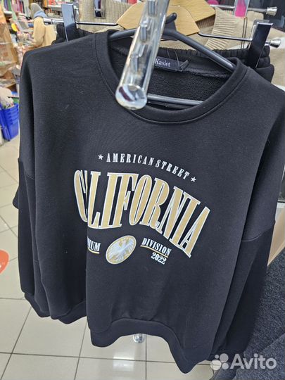 Костюм женский