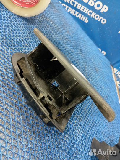 Пепельница Mercedes-Benz W211 седан 2006