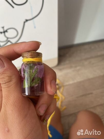 Украшение колбочки с травами