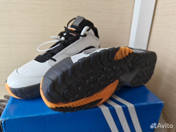 Adidas стритбол