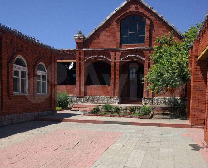 Дом 244 м² на участке 10 сот.