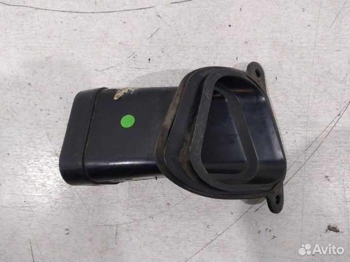 Воздуховод Chevrolet Cruze 2009