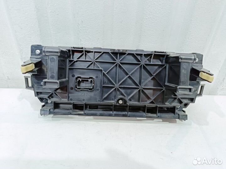 Блок управления климат-контролем Toyota Camry XV50