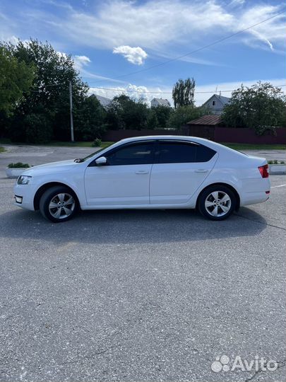 Skoda Octavia 1.6 МТ, 2015, 196 000 км