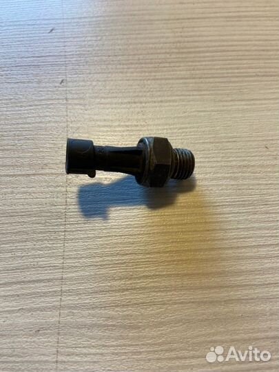 Датчик давления масла Fiat Albea