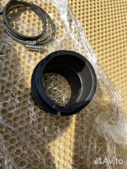 Патрубок впускной системы Volkswagen Passat (б/у)