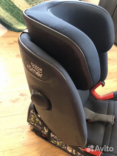 Britax romer advansafix IV R от 9-36кг