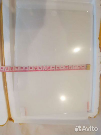 Защитное стекло на iPad pro 9.7