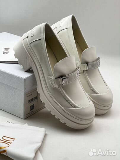 Лоферы женские Dior