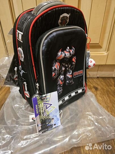 Рюкзак школьный для мальчика ортопедический новый