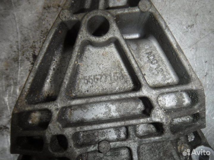 Кронштейн компрессора Opel Mokka F18D4 2014