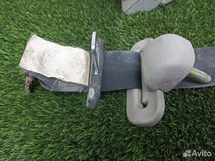 Ремень безопасности задний правый Nissan Almera