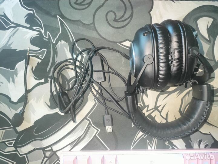 Наушники logitech g pro