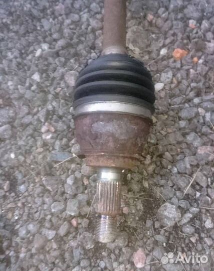 Полуось левая Mini Cooper R56 2008 31607518237