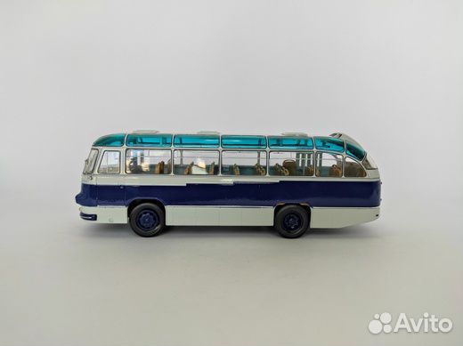 Лаз 695Б городской Ультрамарин (1956)