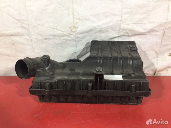 Корпус воздушного фильтра Volkswagen Polo 5 sedan