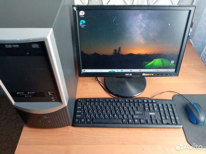 Системный блок и монитор