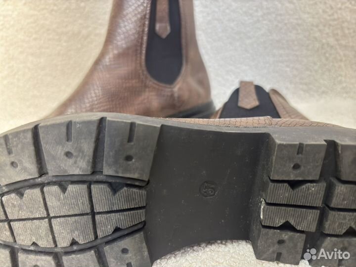 Шоколадные новые ботинки челси