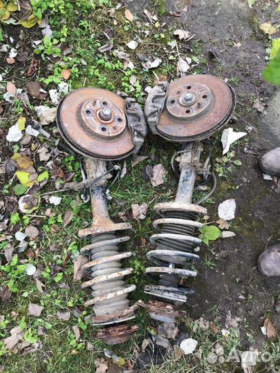 Запчасти на saab9000