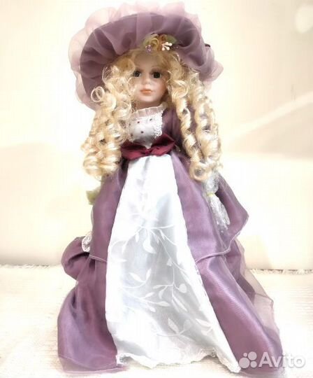 Кукла фарфоровая коллекционная Дарья