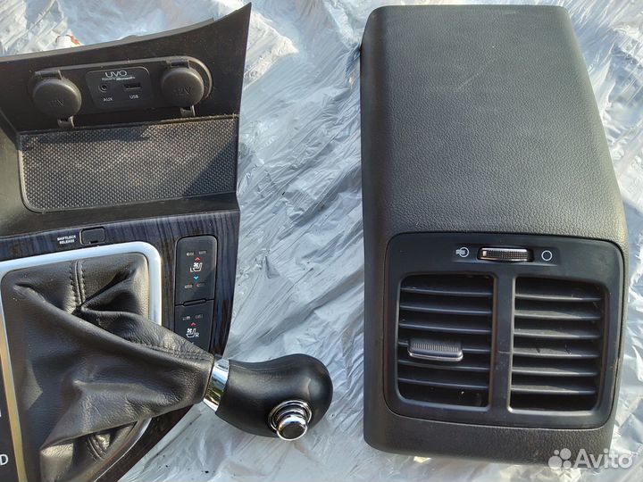 Подлокотник Kia Optima (TF) 2010-2016