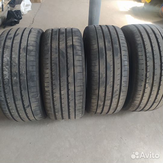 Yokohama Advan Sport V105T 285/45 R20