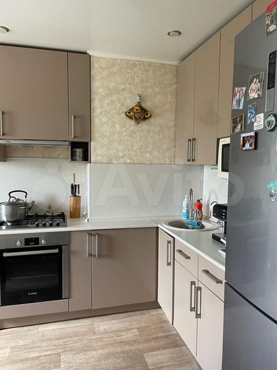 4-к. квартира, 83,6 м², 4/10 эт.