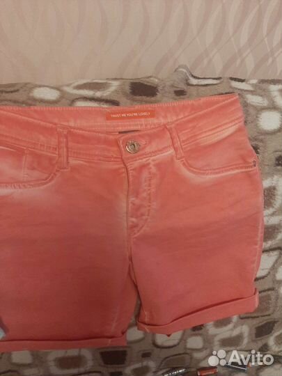 Женские шорты