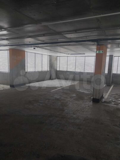 Машиноместо, 13 м²