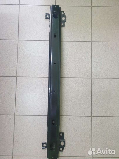 Усилитель переднего бампера Kia Sorento XM 09-12