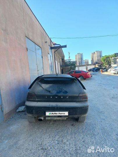 Isuzu Gemini 1.5 МТ, 1991, 200 000 км