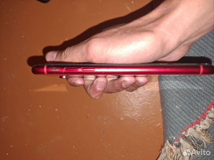 Продам айфон xr