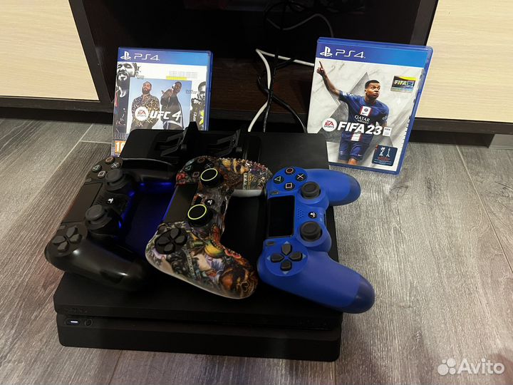 Sony PS4 slim 1tb