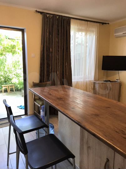 Дом 25 м² на участке 4 сот.