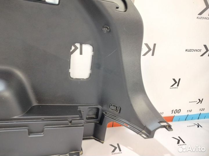 Обшивка багажника правая Hyundai Santa Fe DM D4HA