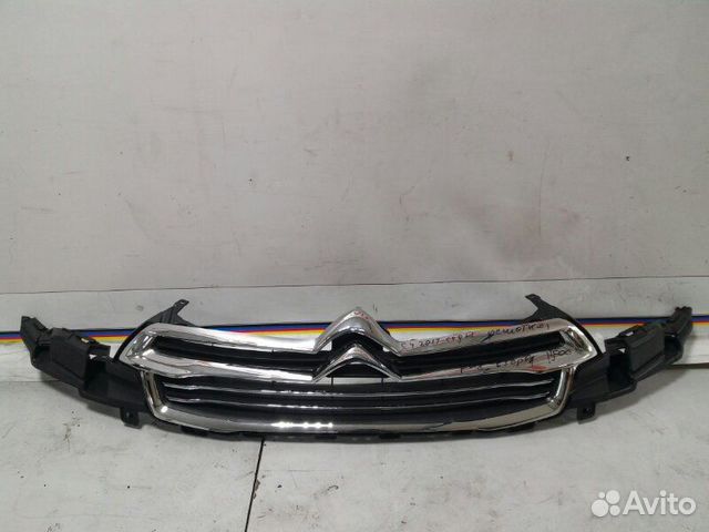 Решетка радиатора в сборе Citroen C4 2