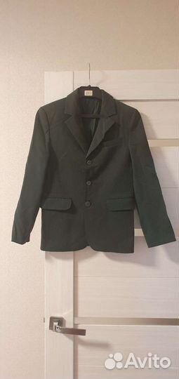 Пиджак зеленый