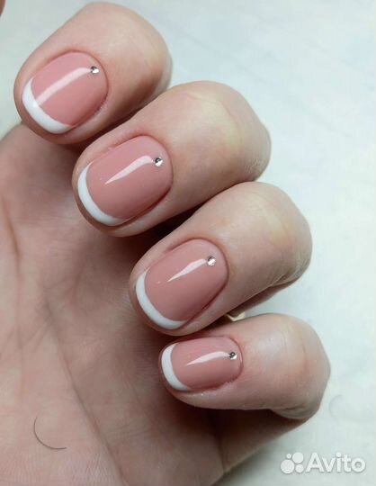 Нарашивание ногтей