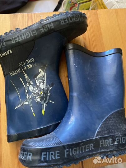 Детские резиновые сапоги 24 размер