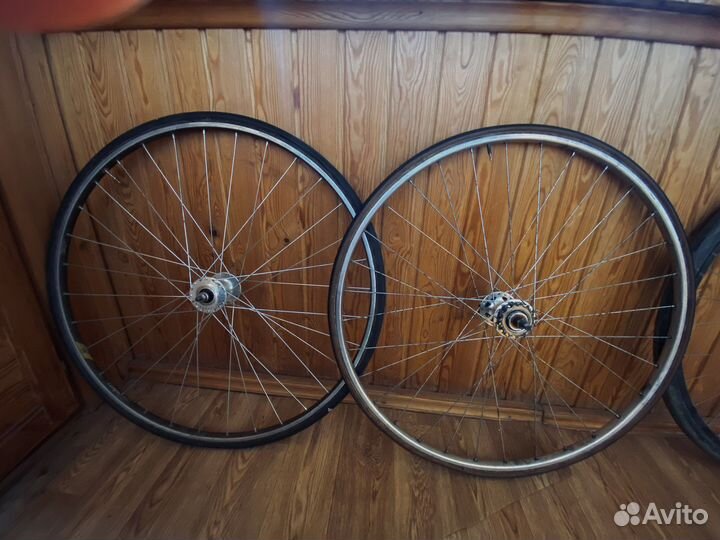 Трековые колеса Campagnolo