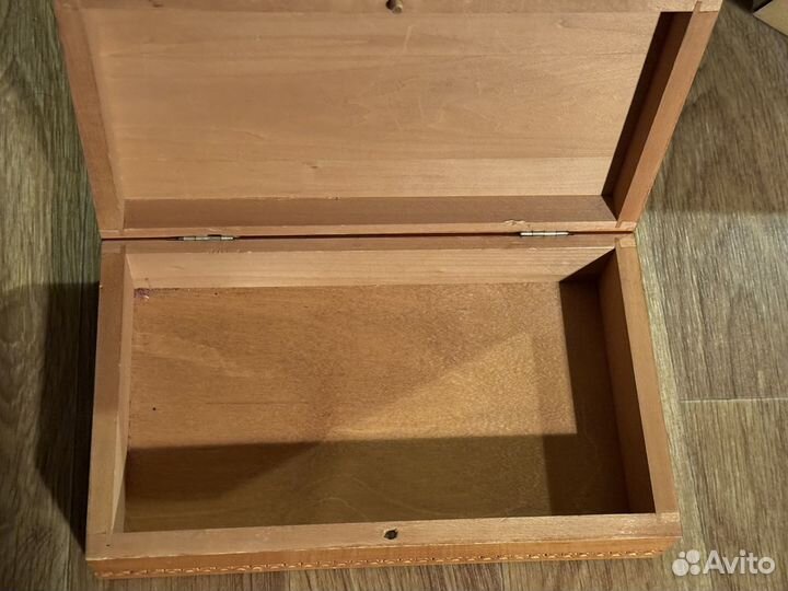 Шкатулка резная деревянная хотьково