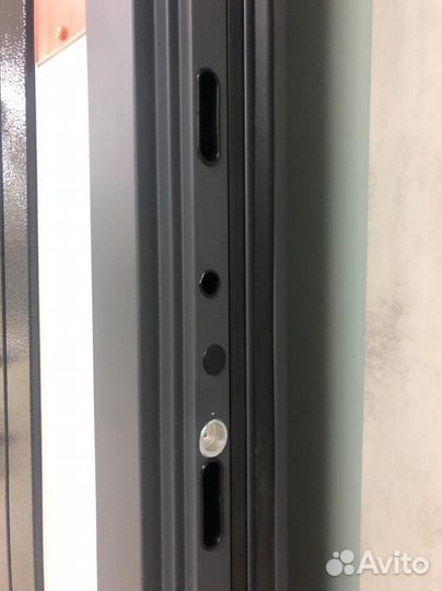 Дверь входная