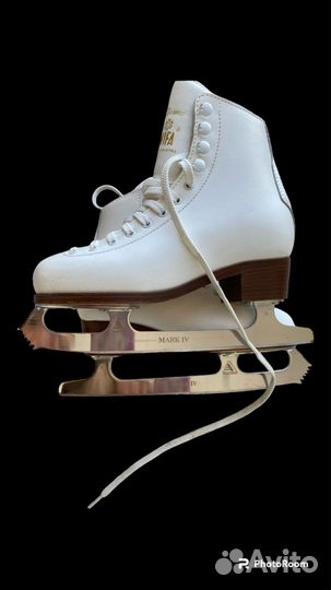 Коньки для фигуристов начального и среднего уровня