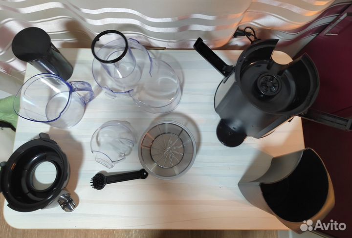 Соковыжималка электрическая dexp JR-1000