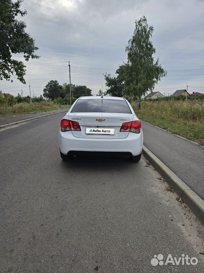 Chevrolet Cruze 1.6 МТ, 2010, 203 000 км