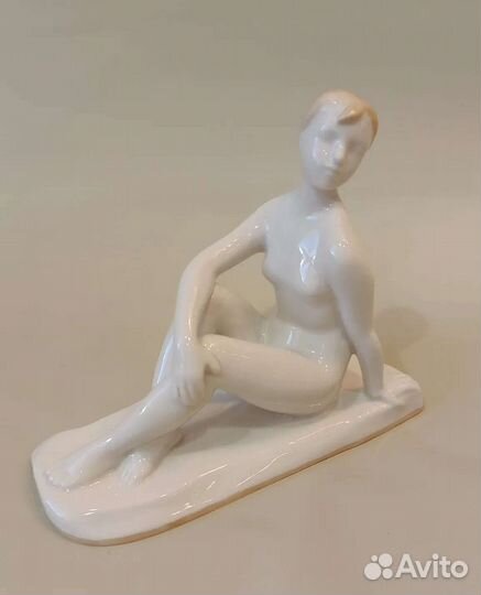 Антикварные фарфоровые статуэтки времен СССР