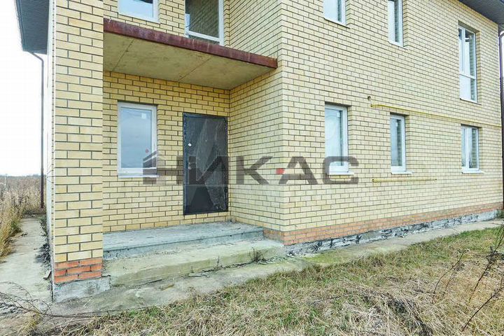 Коттедж 183,4 м² на участке 10 сот.