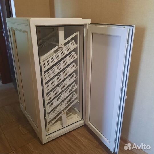 Инкубатор на 500 яиц 